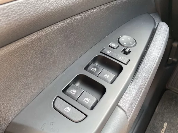 Kia Sportage 1.6 T-GDI 4x4 Exclusive - foto 21