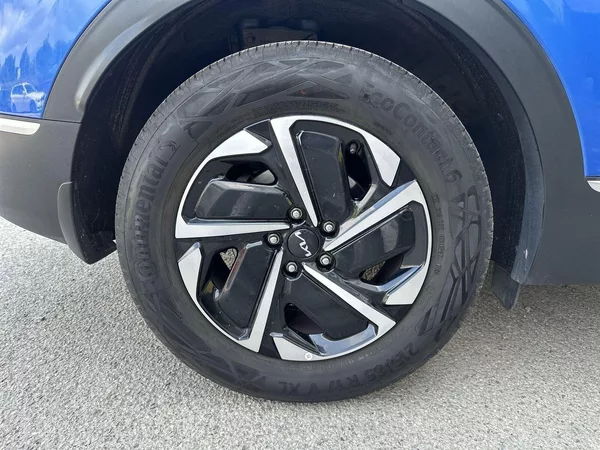 Kia Sportage 1.6 T-GDI 4x4 Exclusive - foto 28