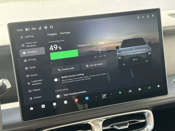 Leapmotor B10 DESIGN HYBRID EV - foto 19