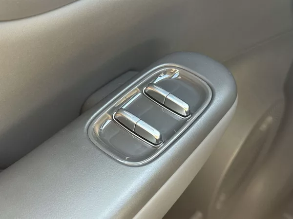 Leapmotor B10 DESIGN HYBRID EV - foto 21