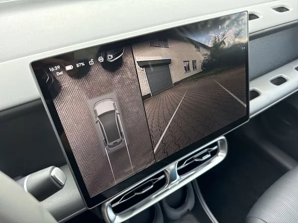 Leapmotor B10 DESIGN HYBRID EV - foto 14