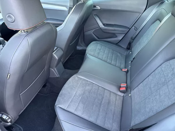 Seat Arona FR 1.0 TSI 85kW DSG - foto 8