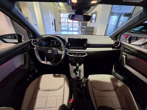 Seat Arona 1.0. TSI 95k DSG FR - foto 13