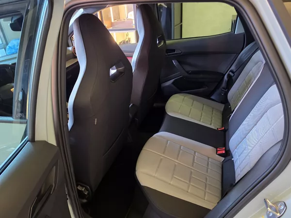 Seat Arona 1.0. TSI 95k DSG FR - foto 14