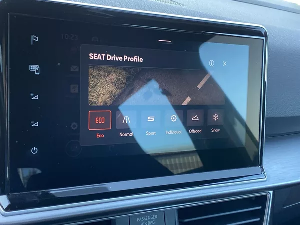 Seat Tarraco 2.0 TDI 4Drive DSG FR - foto 25
