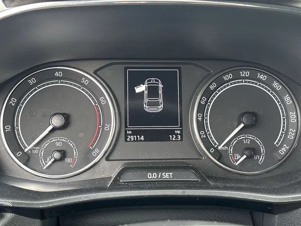 Škoda Fabia 1.0 TSI Style - foto 11