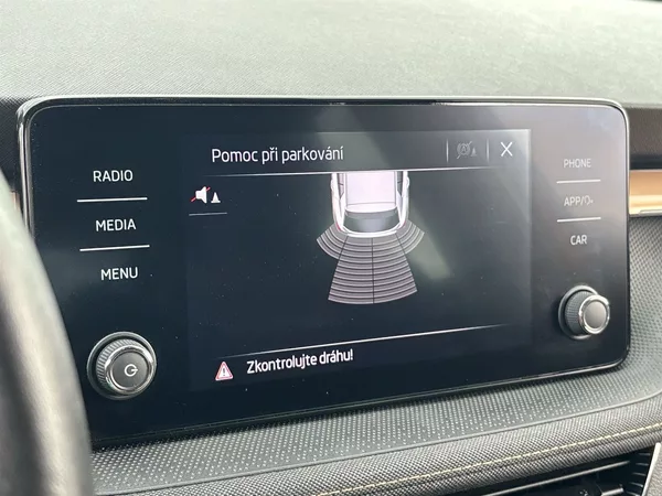 Škoda Fabia 1.0 TSI Style - foto 12