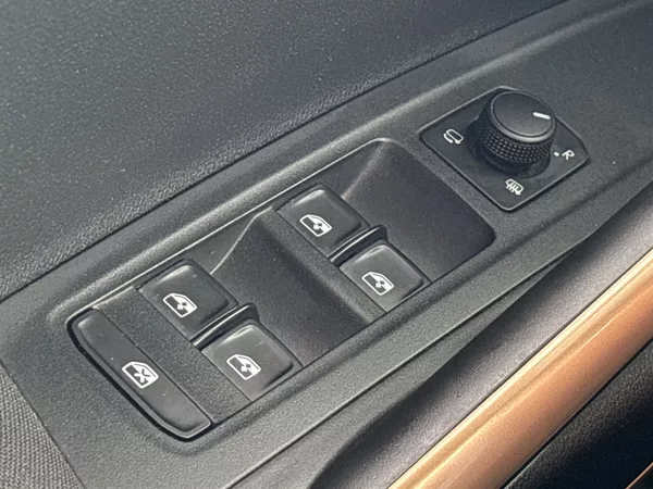 Škoda Fabia 1.0 TSI Style - foto 19