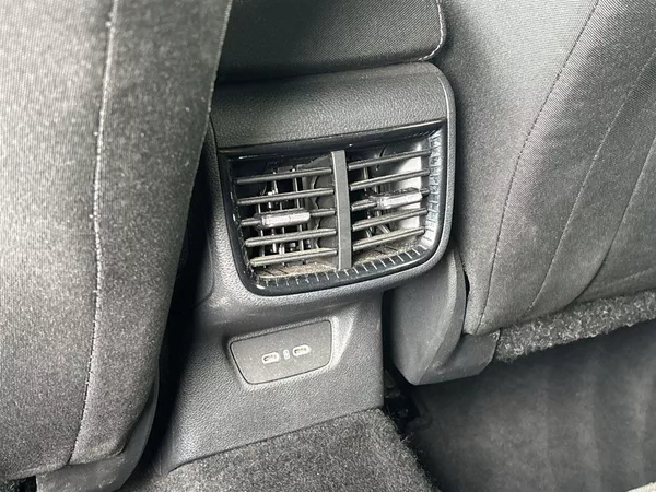 Škoda Fabia 1.0 TSI Style - foto 25