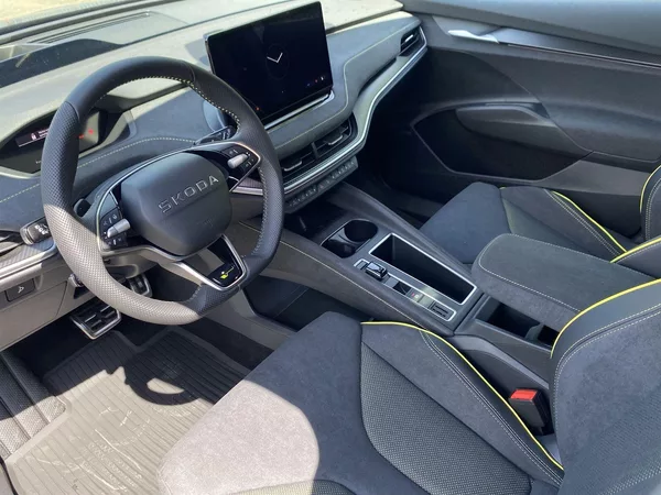 Škoda Elroq 84 kWh 250 kW 1° převodovka 4x - foto 13