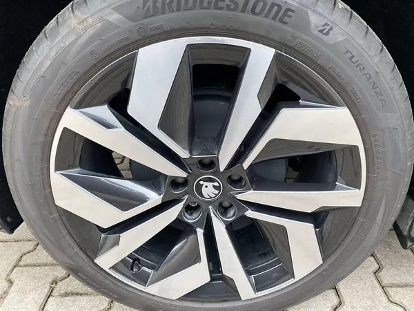 Škoda Enyaq 85 kWh 210 kW 1° AT Sportline - foto 30