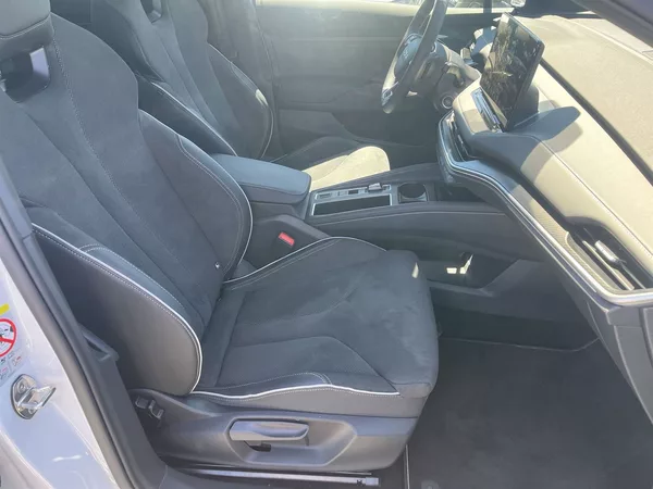 Škoda Enyaq 82 kWh 210kW Sportline 85 - foto 12