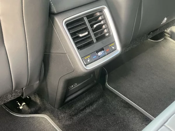 Škoda Enyaq 85 DSG Sportline - foto 24