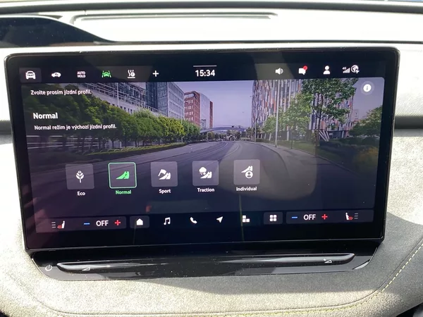 Škoda Enyaq 85 kWh 250 kW 1° převodovka 4x - foto 20