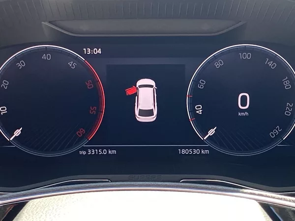 Škoda Superb Combi 2.0 TDI DSG L&K - foto 10