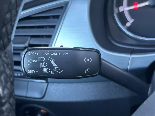 Škoda Fabia Combi 1,0 MPI Ambition - foto 17