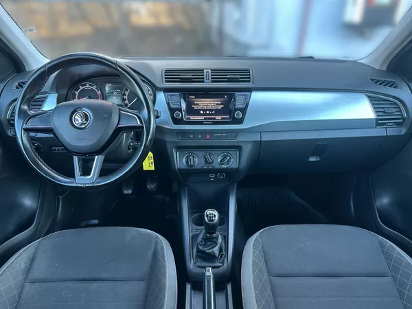 Škoda Fabia Combi 1,0 MPI Ambition - foto 5