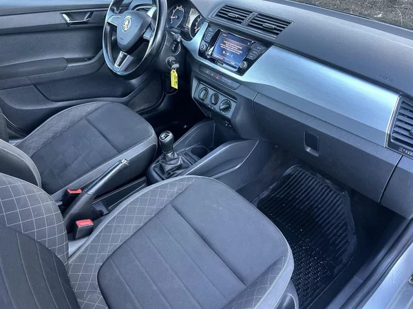Škoda Fabia Combi 1,0 MPI Ambition - foto 9