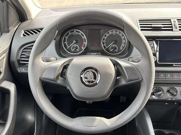 Škoda Fabia Combi Tour 1.0 TSI Active - foto 17