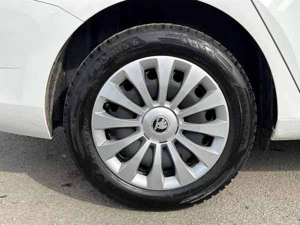 Škoda Fabia Combi Tour 1.0 TSI Active - foto 20