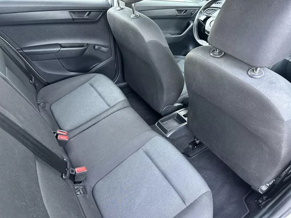 Škoda Fabia Combi Tour 1.0 TSI Active - foto 10