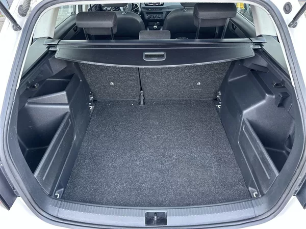 Škoda Fabia Combi Tour 1.0 TSI Active - foto 21