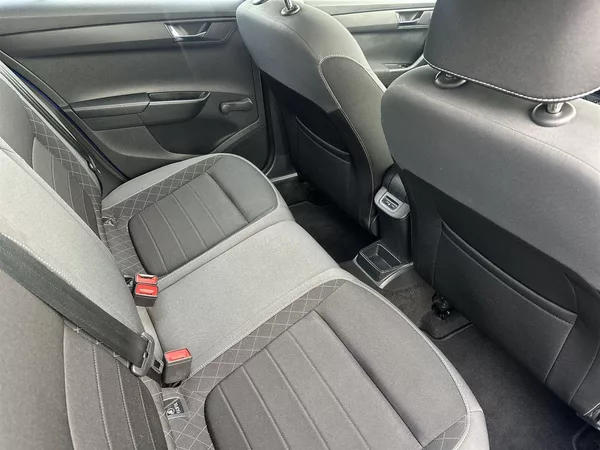 Škoda Fabia Combi 1.0 TSI Ambition TOP - foto 10