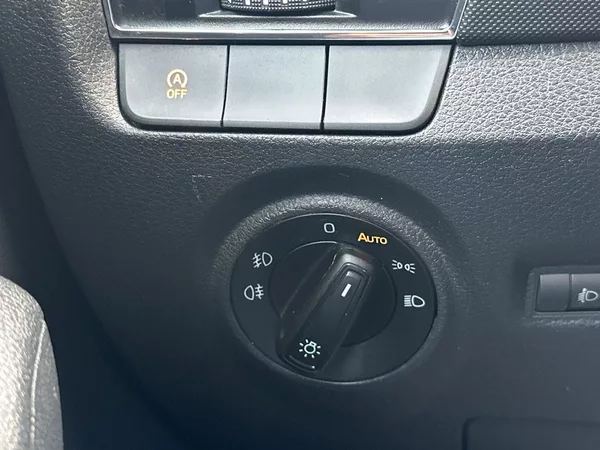 Škoda Fabia Combi 1.0 TSI Ambition TOP - foto 16