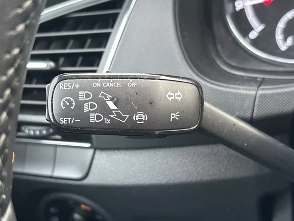 Škoda Fabia Combi 1.0 TSI Ambition TOP - foto 18