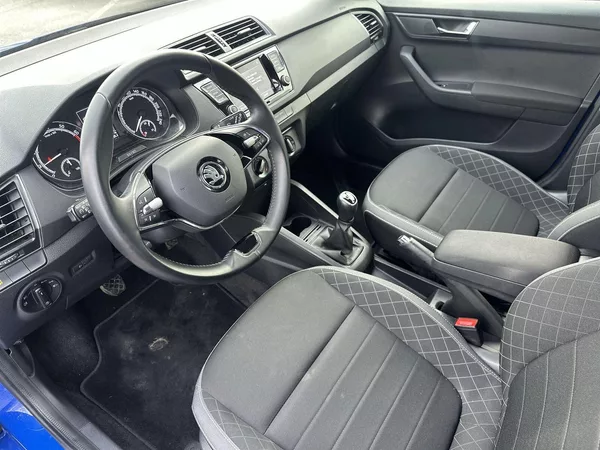 Škoda Fabia Combi 1.0 TSI Ambition TOP - foto 7