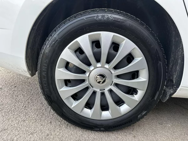 Škoda Fabia Combi Tour 1.0 TSI Active - foto 24