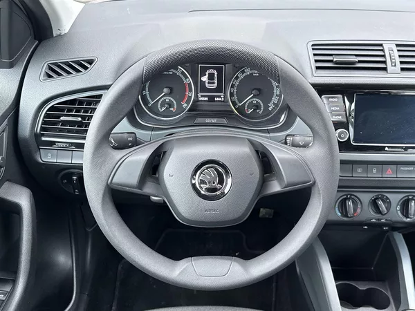 Škoda Fabia Combi Tour 1.0 TSI Active - foto 6