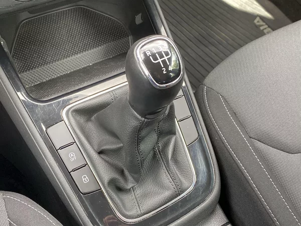 Škoda Fabia 1,0 MPi Ambition+ - foto 13