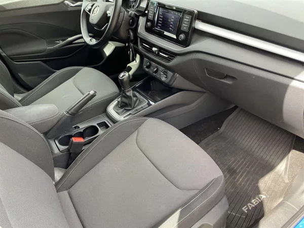 Škoda Fabia 1,0 MPi Ambition+ - foto 8