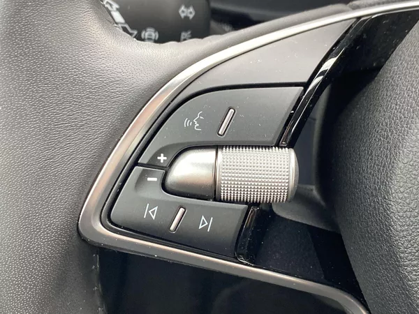 Škoda Fabia 1.0 TSI Selection - foto 14