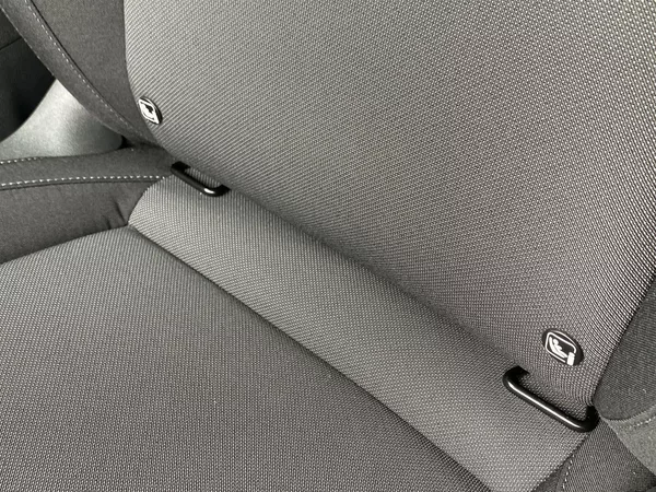 Škoda Fabia 1.0 TSI Selection - foto 23