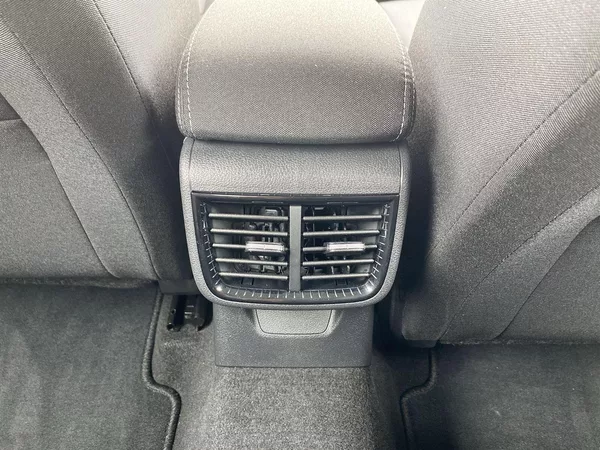Škoda Fabia 1.0 TSI Selection - foto 24