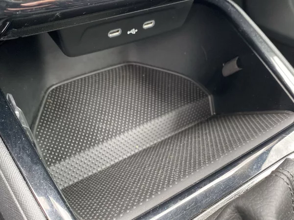 Škoda Fabia 1.0 MPI Selection - foto 18