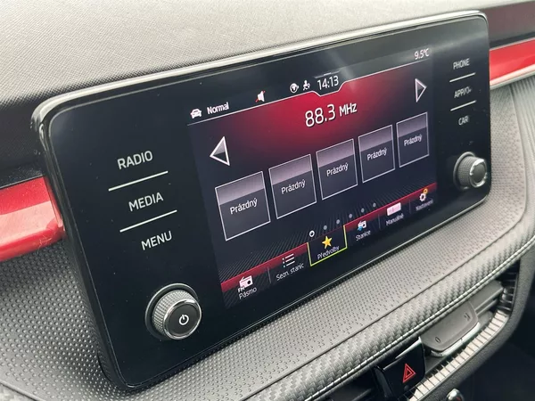 Škoda Fabia 1.0 TSI Monte Carlo - foto 13
