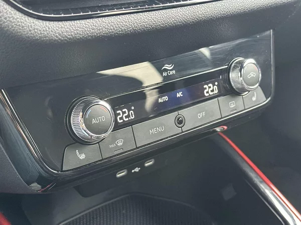 Škoda Fabia 1.0 TSI Monte Carlo - foto 14