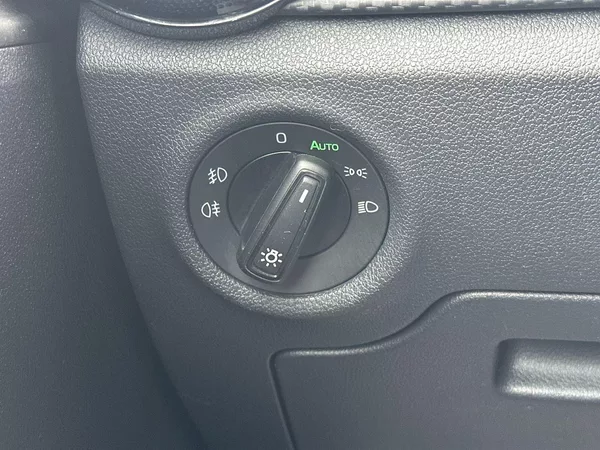 Škoda Fabia 1.0 TSI Monte Carlo - foto 16