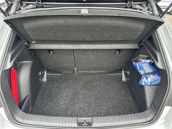 Škoda Fabia 1.0 TSI Monte Carlo - foto 25