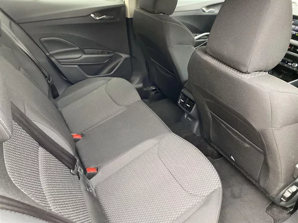 Škoda Fabia 1.0 TSI Top Selection - foto 11