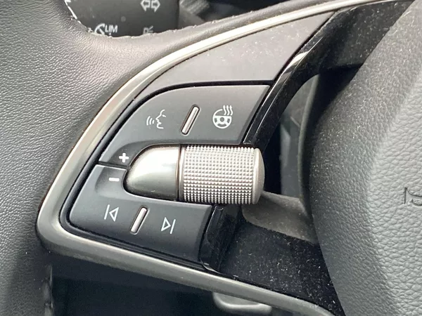 Škoda Fabia 1.0 TSI Top Selection - foto 21