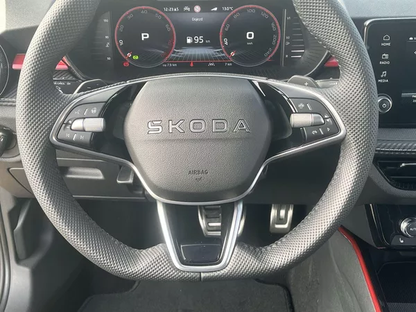 Škoda Fabia 1.0 TSI 85 KW DSG Monte Carlo - foto 22