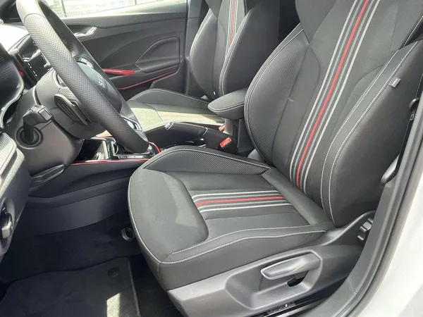 Škoda Fabia 1.0 TSI 85 KW DSG Monte Carlo - foto 10