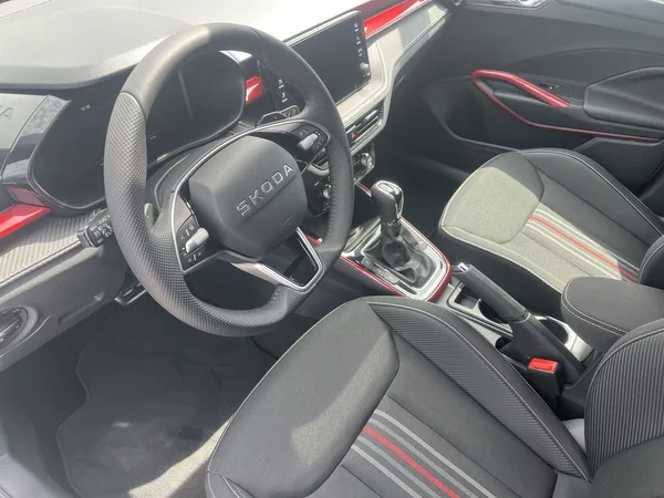 Škoda Fabia 1.0 TSI 85 KW DSG Monte Carlo - foto 9