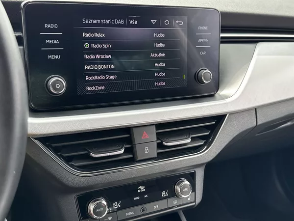 Škoda Kamiq 1.0 G-TEC Ambition - foto 16