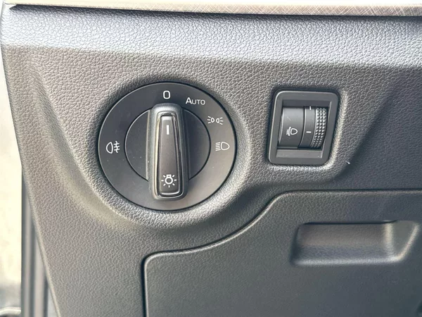 Škoda Kamiq 1.0 G-TEC Ambition - foto 18