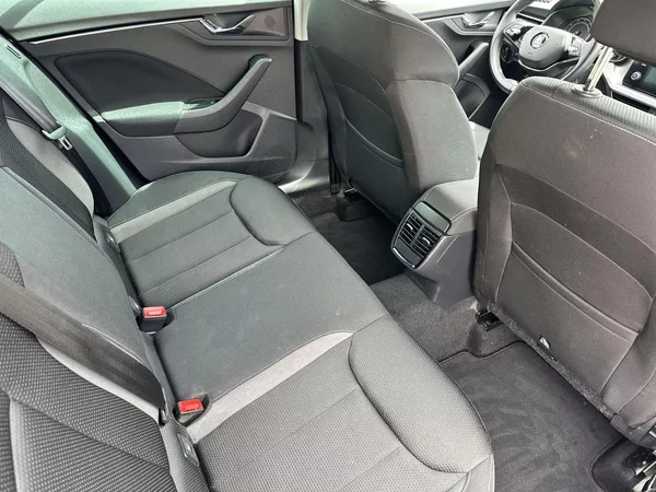 Škoda Kamiq 1.0 G-TEC Ambition - foto 9